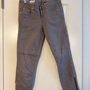 GAP Women's Skinny Jeans in Gray